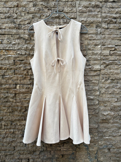 ZARA. Vestido corto beige lazos