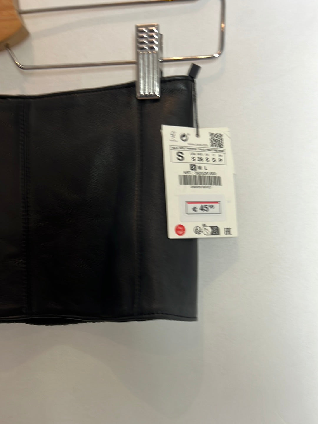 ZARA. Cinturón fajín piel cremallera. T S