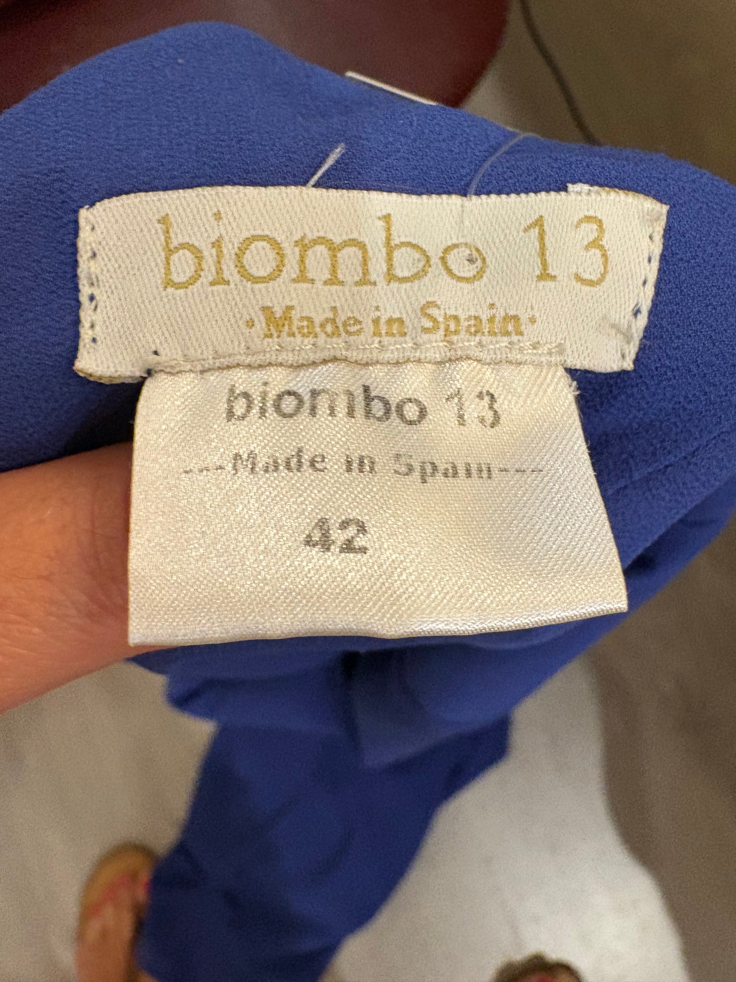 BIMANI. Mono fluido morado