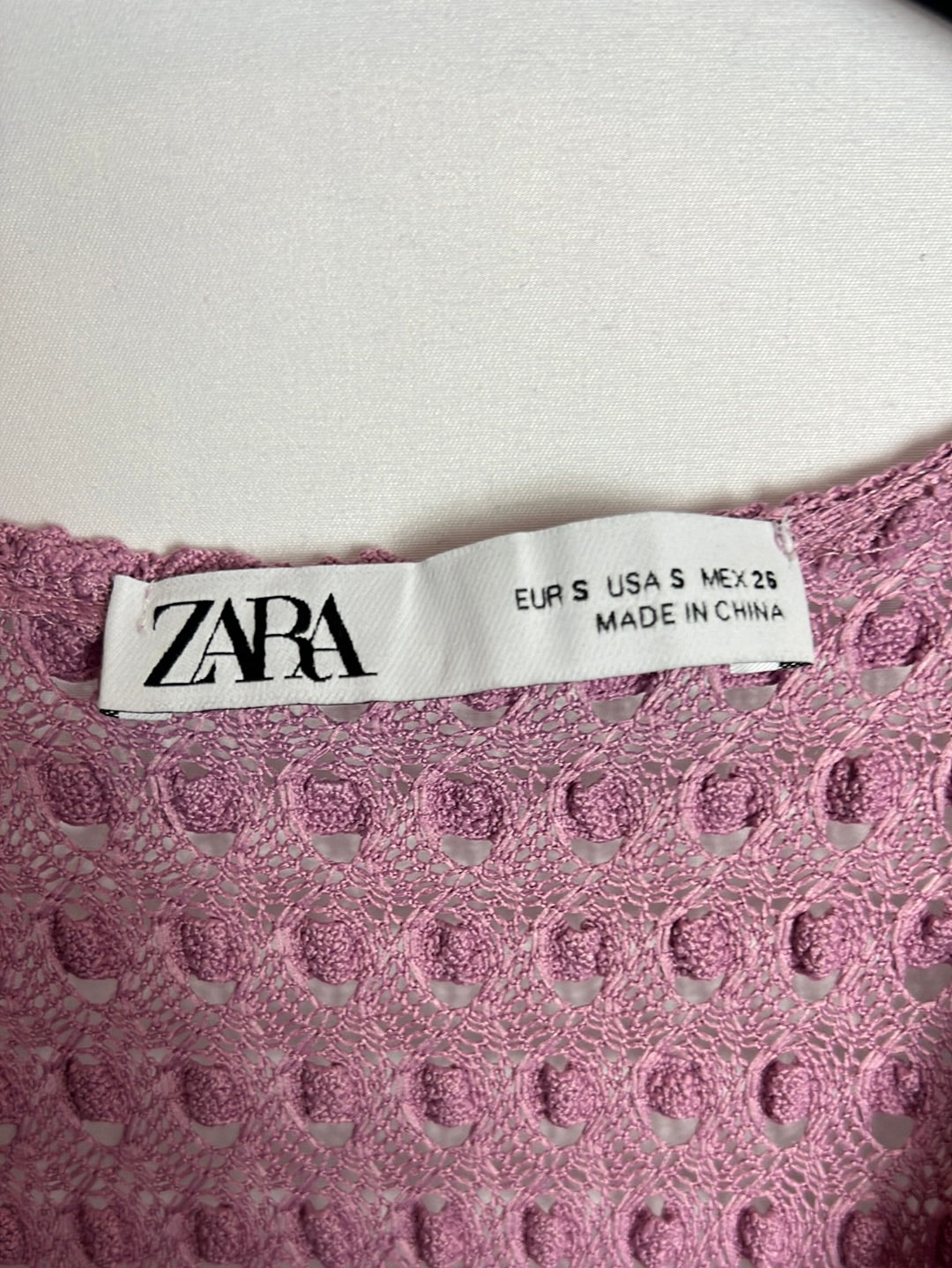 ZARA. Vestido textura malva. T S