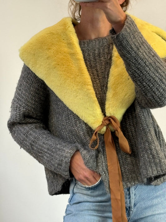 MALIPARMI. Cuello pelo colores