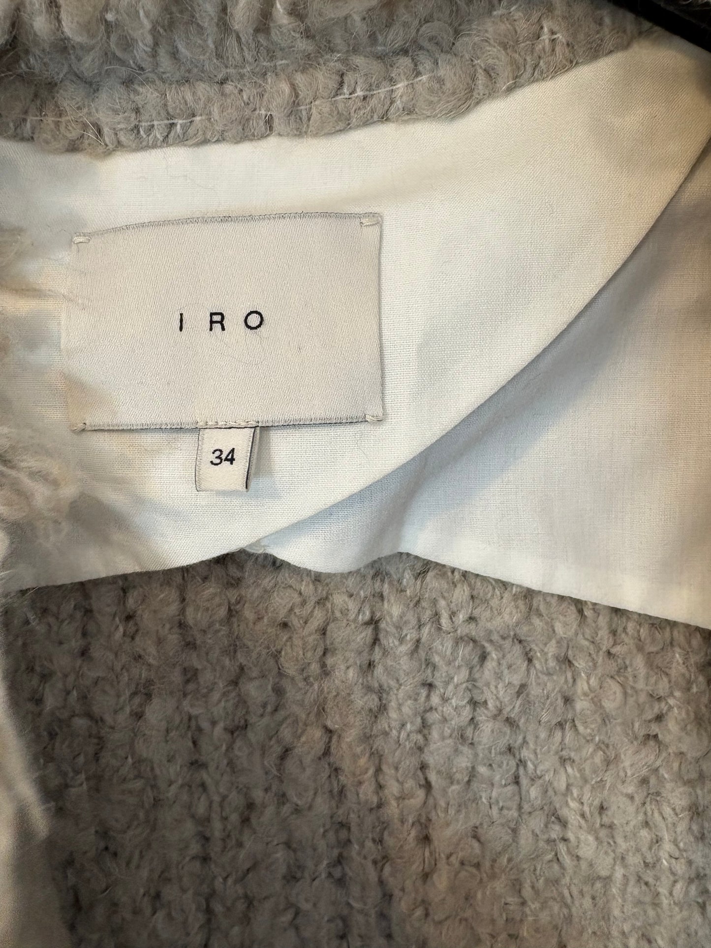 IRO. Chaqueta gris punto grueso