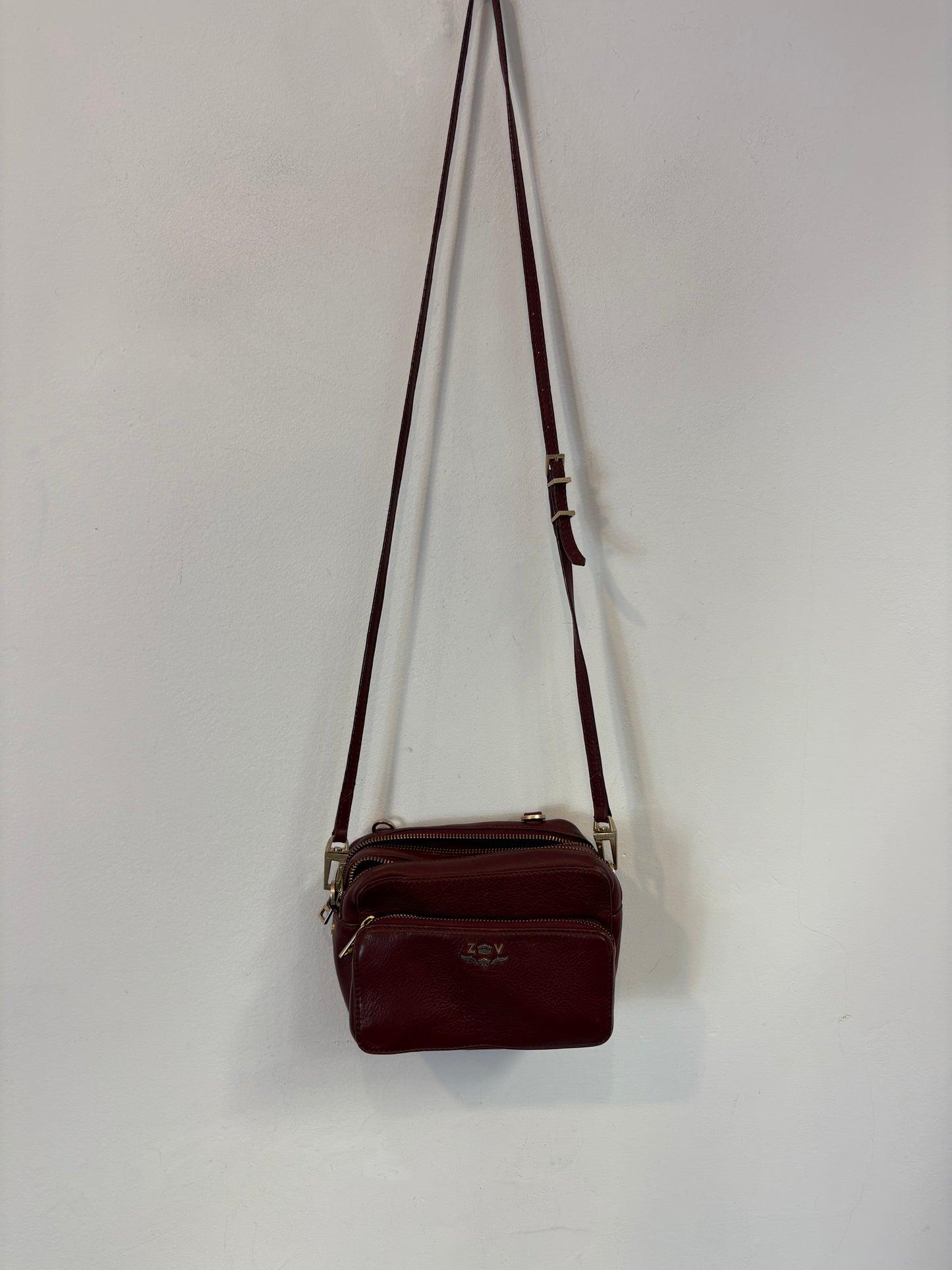 ZADIG&VOLTAIRE. Bolso burdeos piel