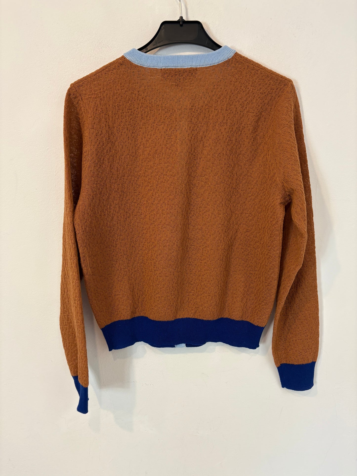 ZARA. Top punto tricolor