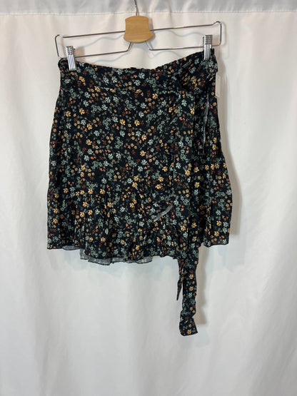 OTRAS. Falda corta flores Tu(S)