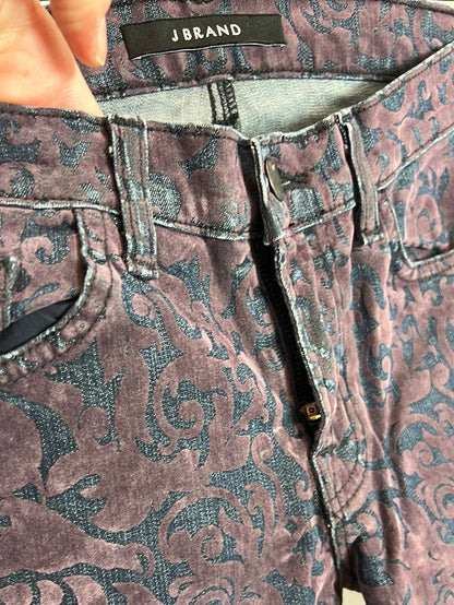 J BRAND. Skinny double-textured denim. Size 27(36)