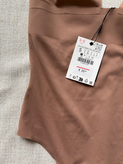 ZARA. Elastic natural tone bodysuit. T.S.