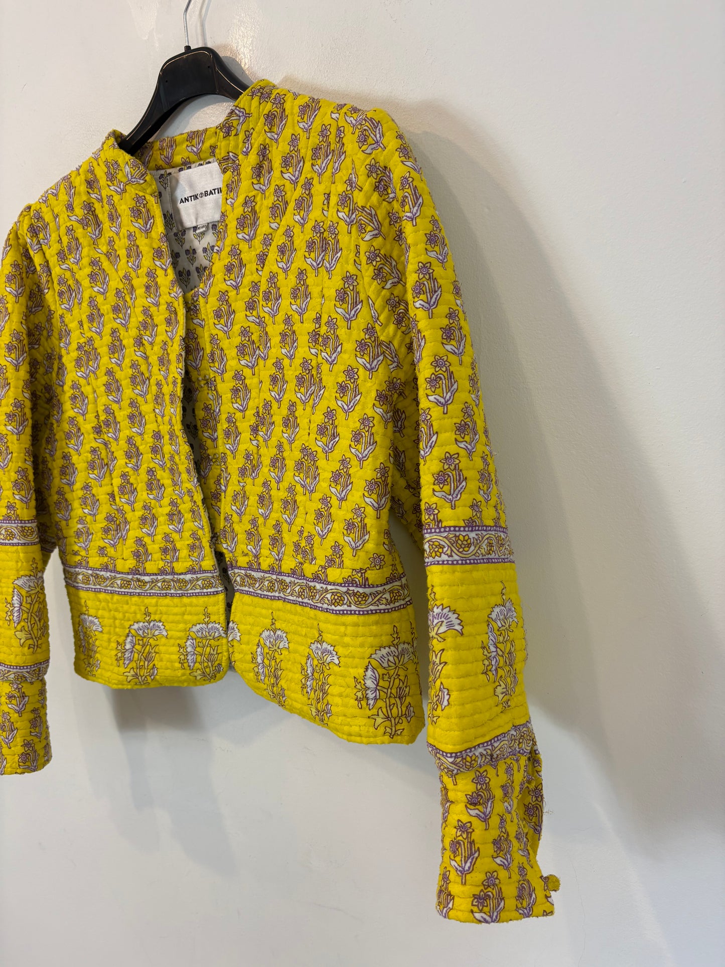 ANTIK BATIK. Chaqueta textura estampada