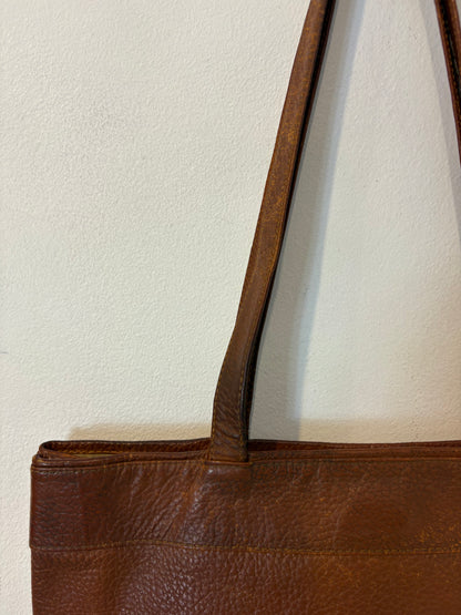 LOEWE. Bolso piel vintage