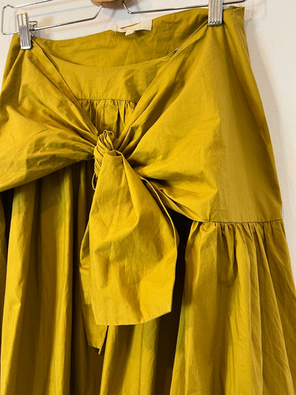 IS COMING. Falda larga mostaza