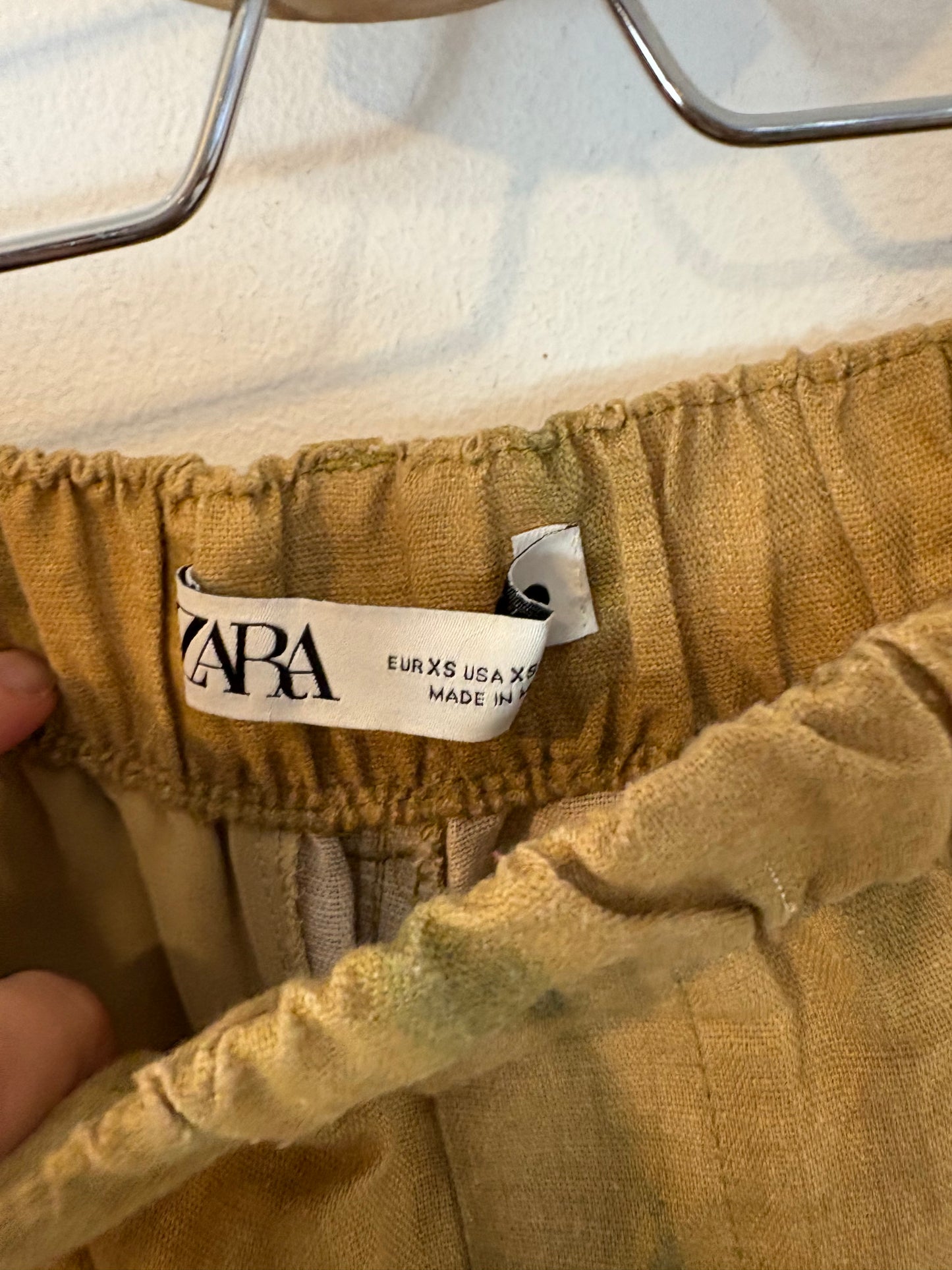 ZARA. Conjunto tie die lino