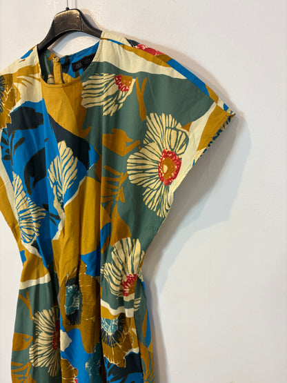 ZARA. Vestido midi estampado