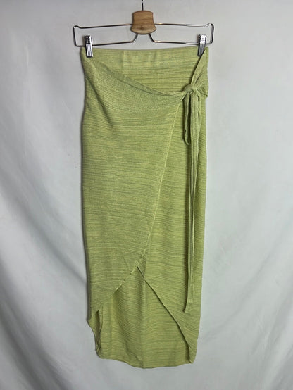 MANGO. Total look verde textura. T XS/S