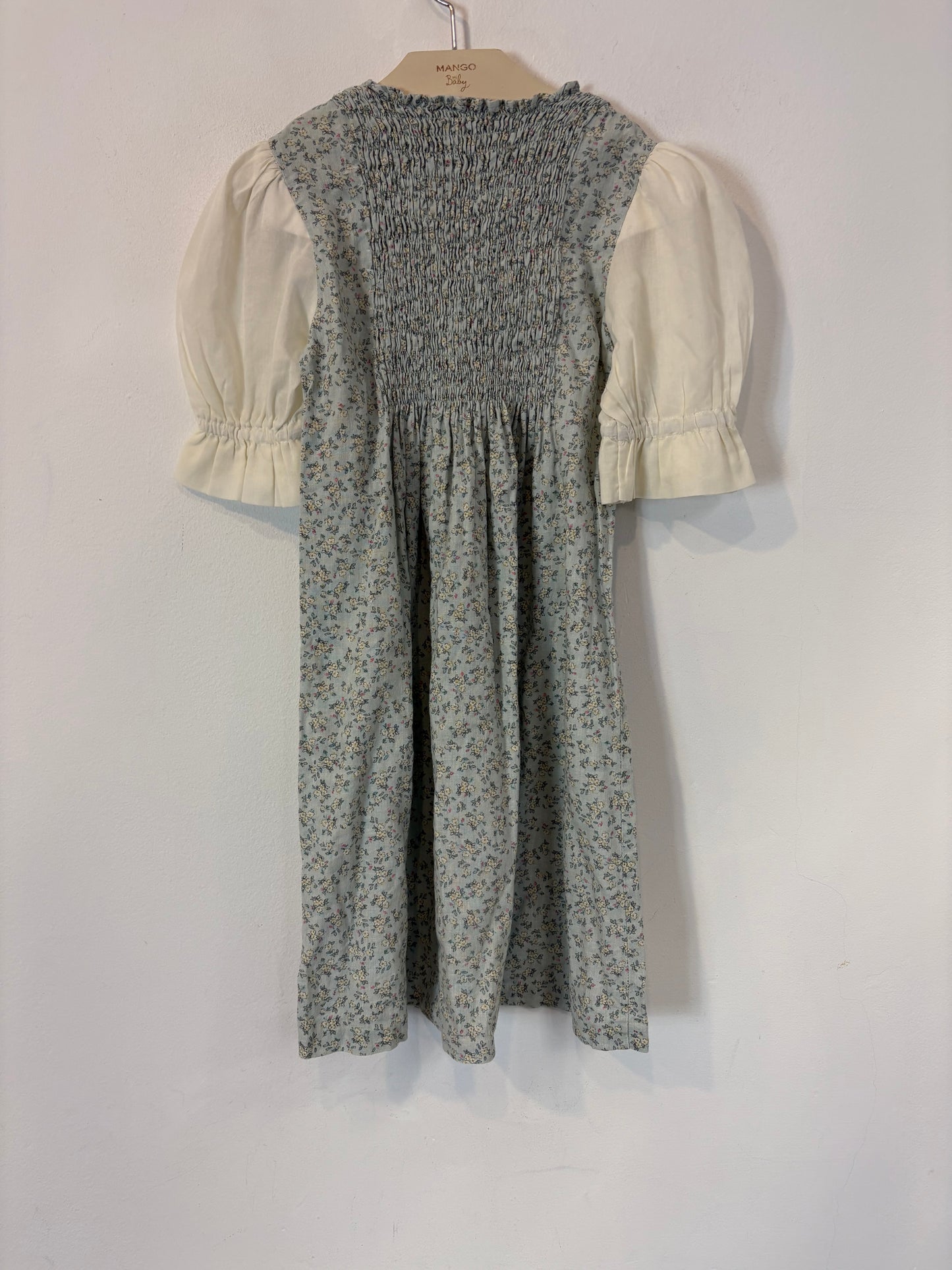 USSIA. Vestido nido de abeja detalle manga