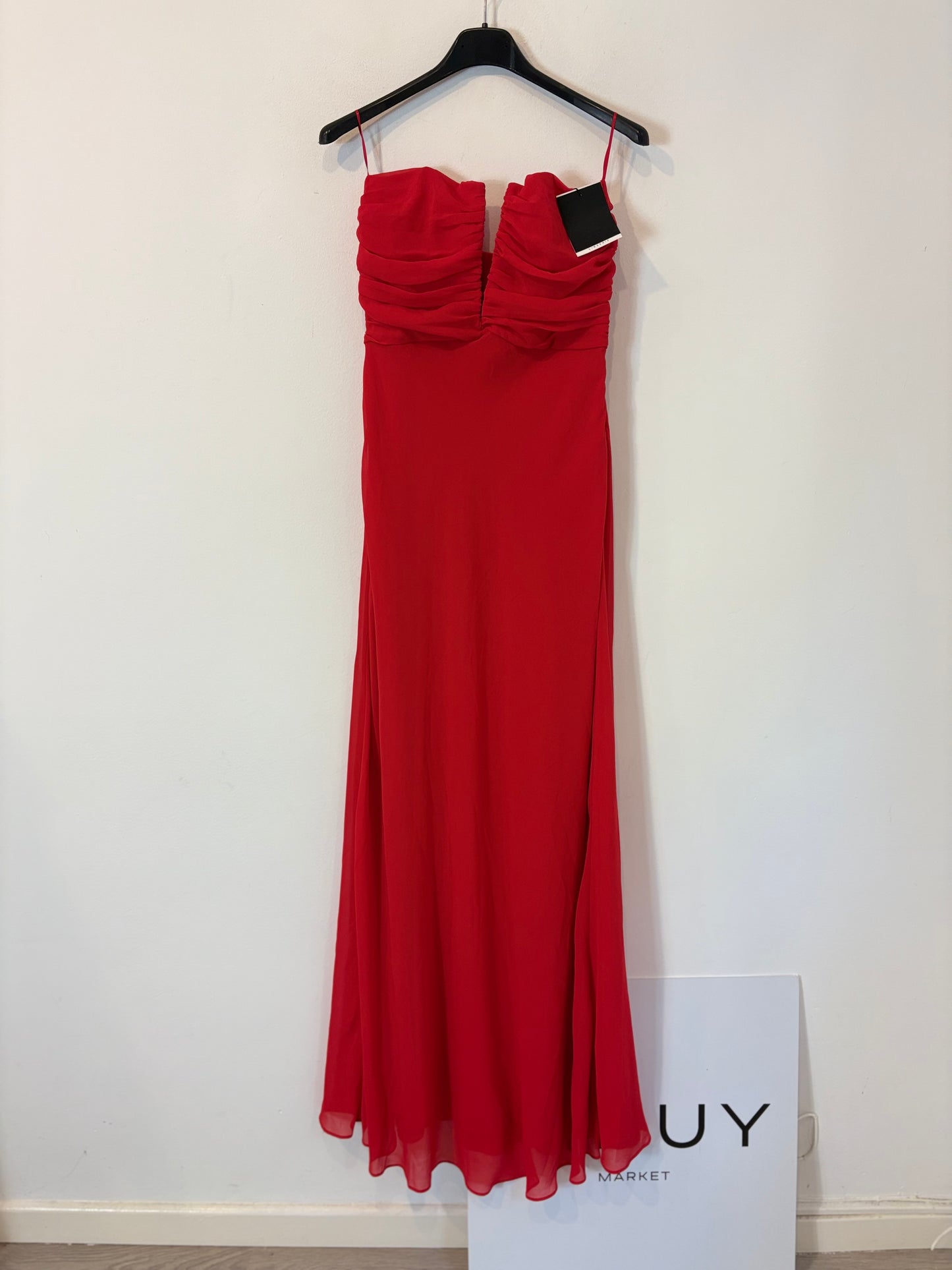 ZARA. Red strapless dress. TS