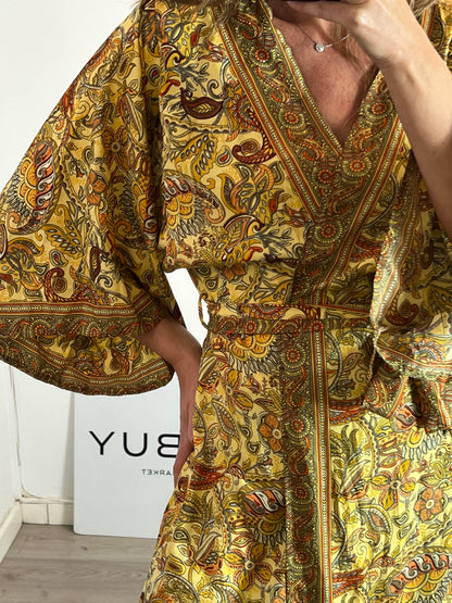OTHERS. Yellow amoeba silk kimono with silk TU(S)
