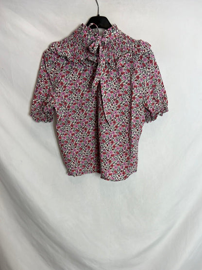 ZARA. Blusa flores manga abombada T.S