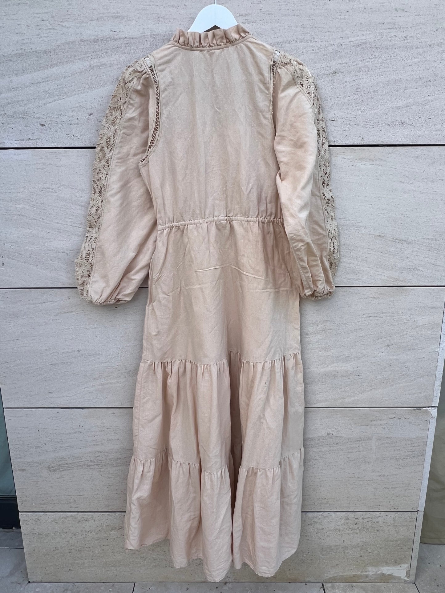 Beige long dress S.36
