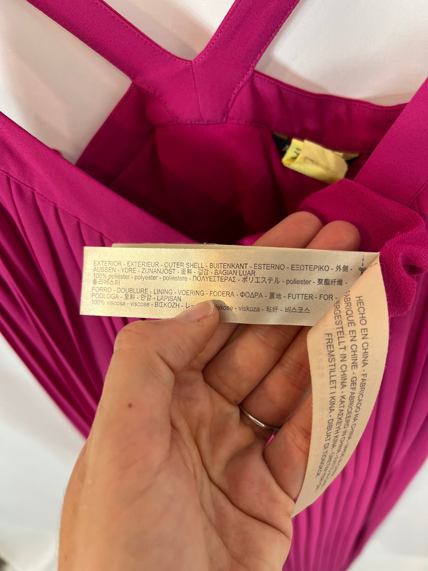 MASSIMO DUTTI. Vestido buganvilla midi plisado. T 36