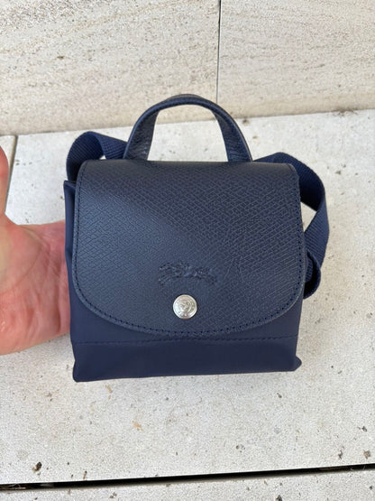 LONGCHAMP. Mochila Le Pliage en azul marino