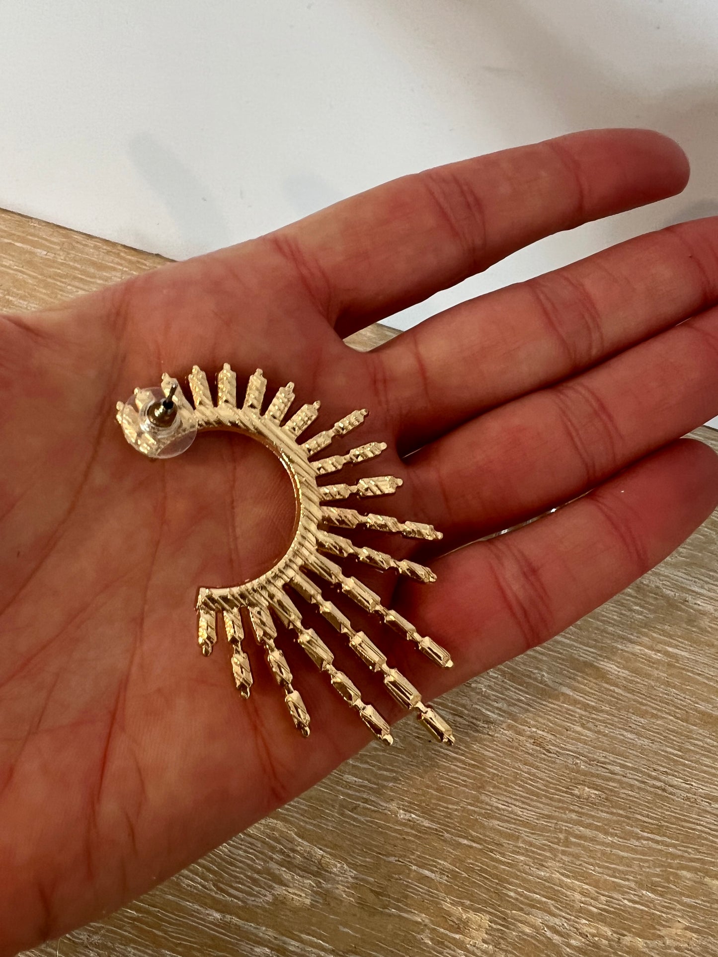 OTRAS. Pendientes pedrería media luna