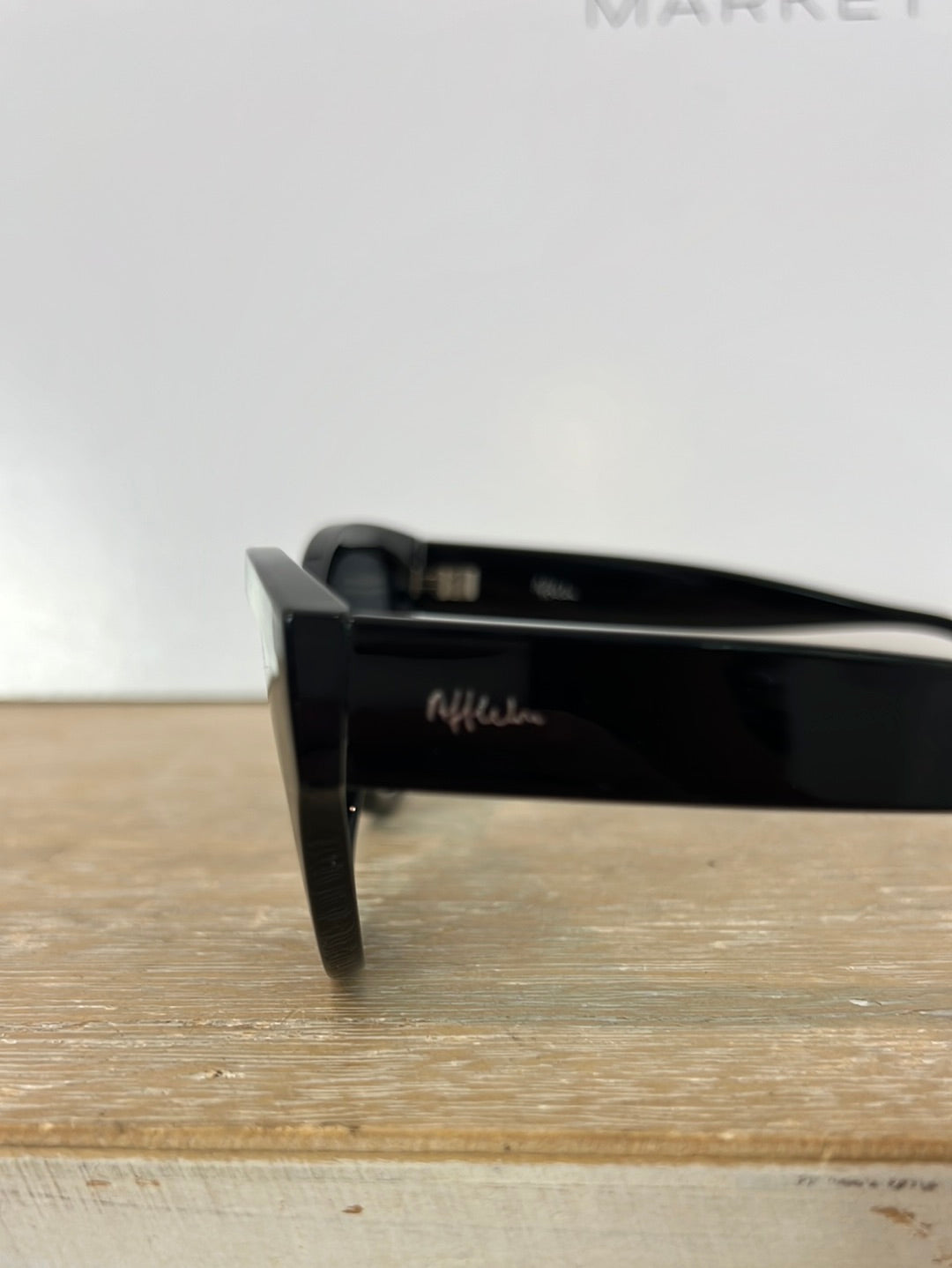 OTRAS. Gafas de sol negras ojo de gato