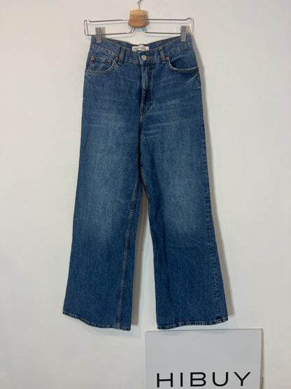 ZARA. Denim recto lavado medio. T 34