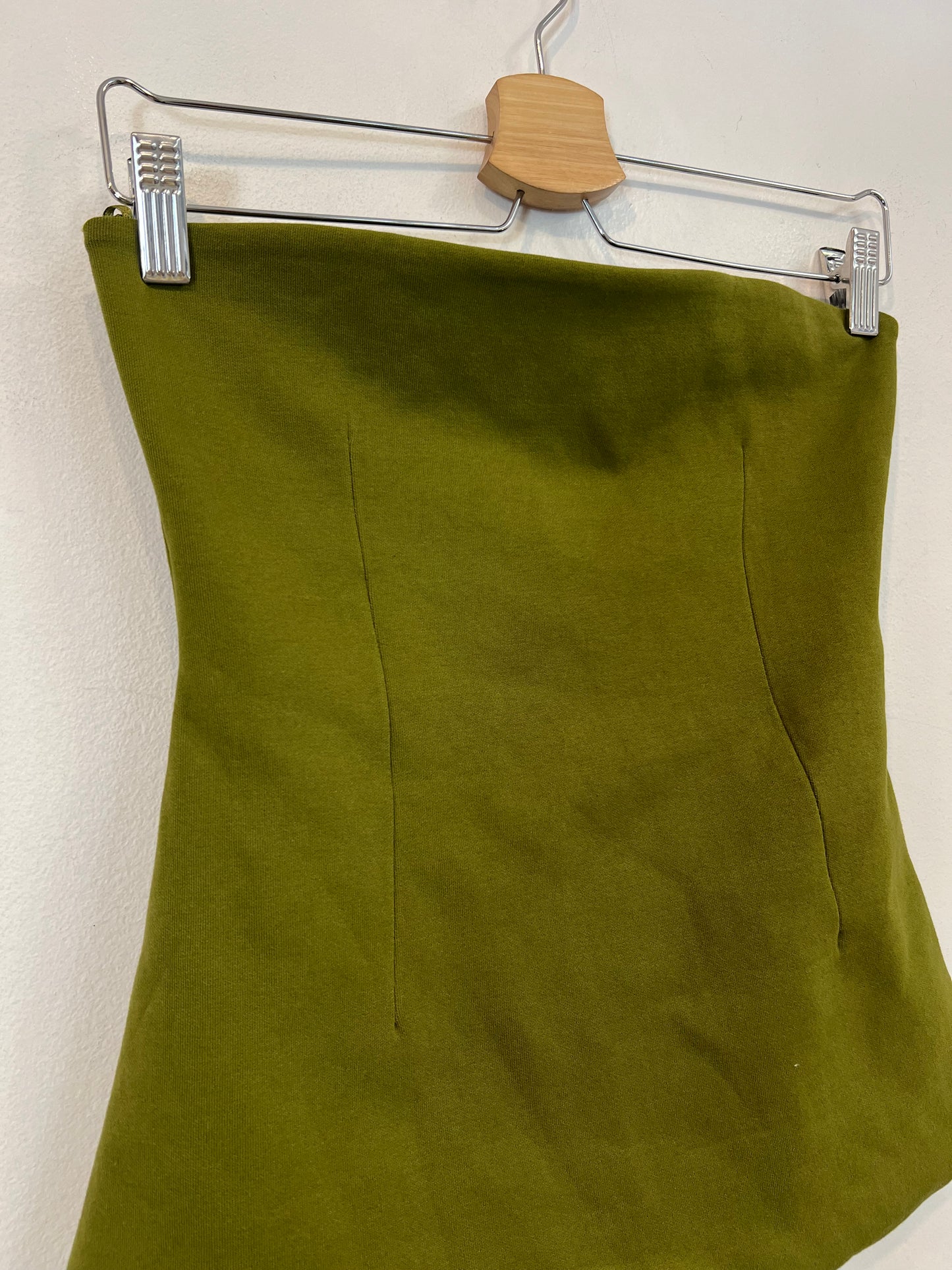 ZARA. Top verde palabra de honor