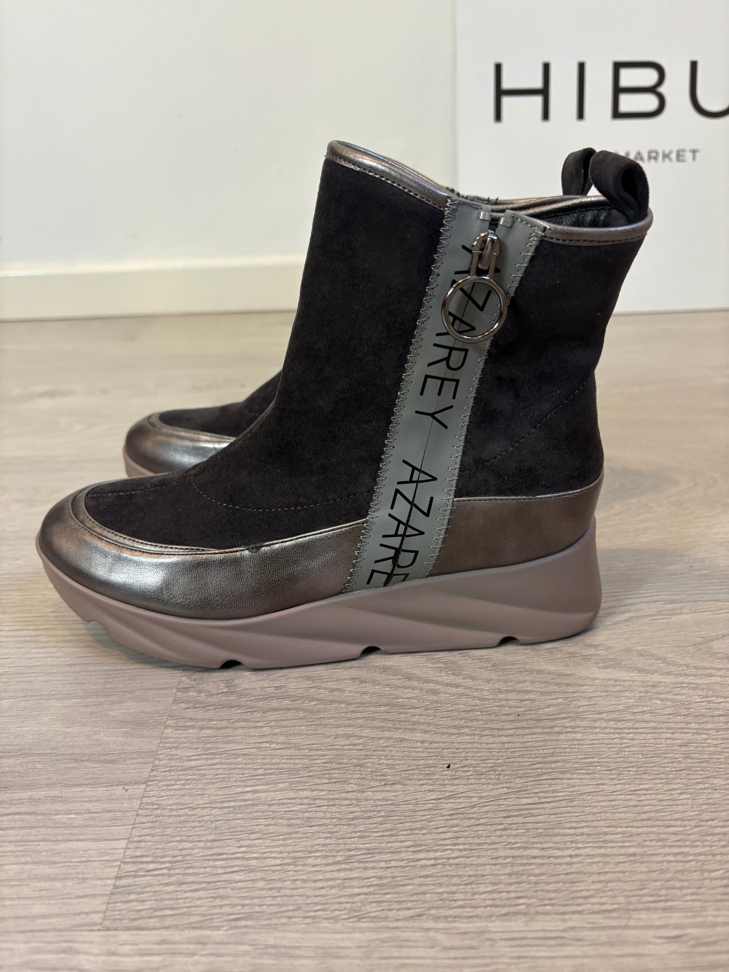 AZAREY. Botines tonos grises. T 38