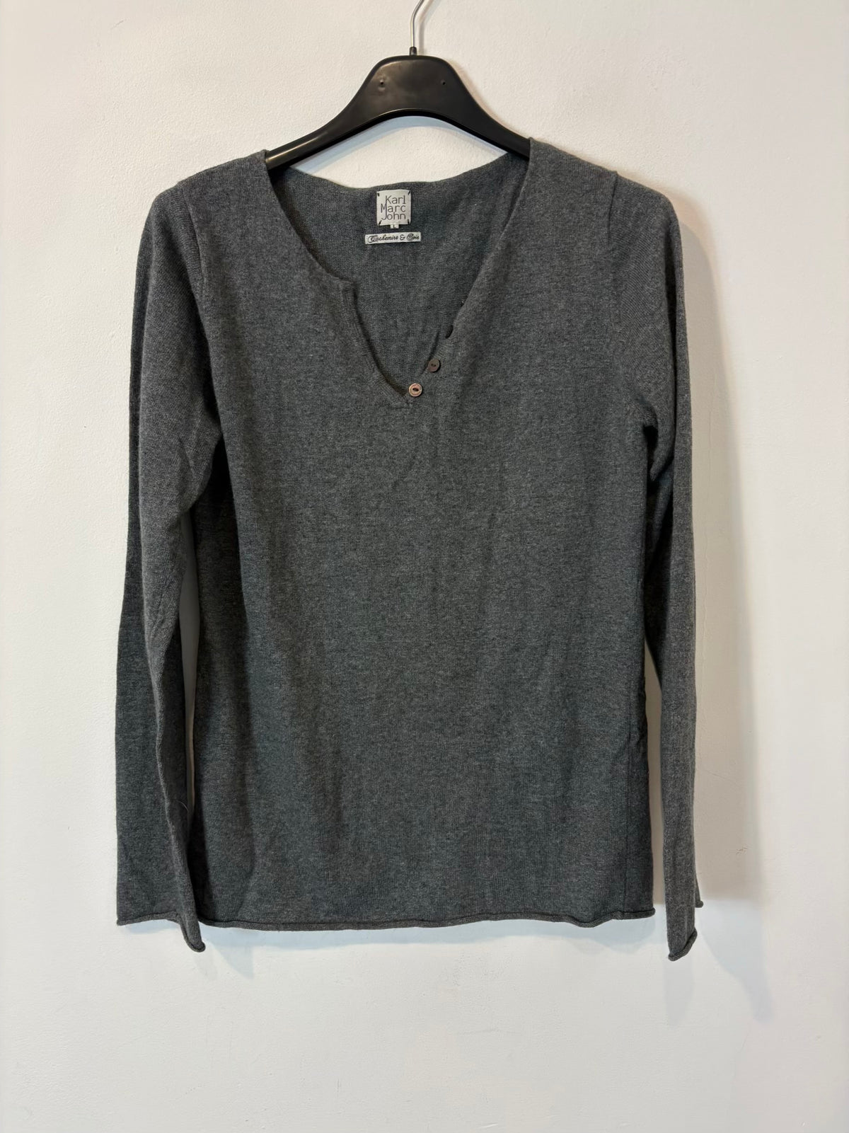 KARL MARC JOHN. Jersey gris cashmere