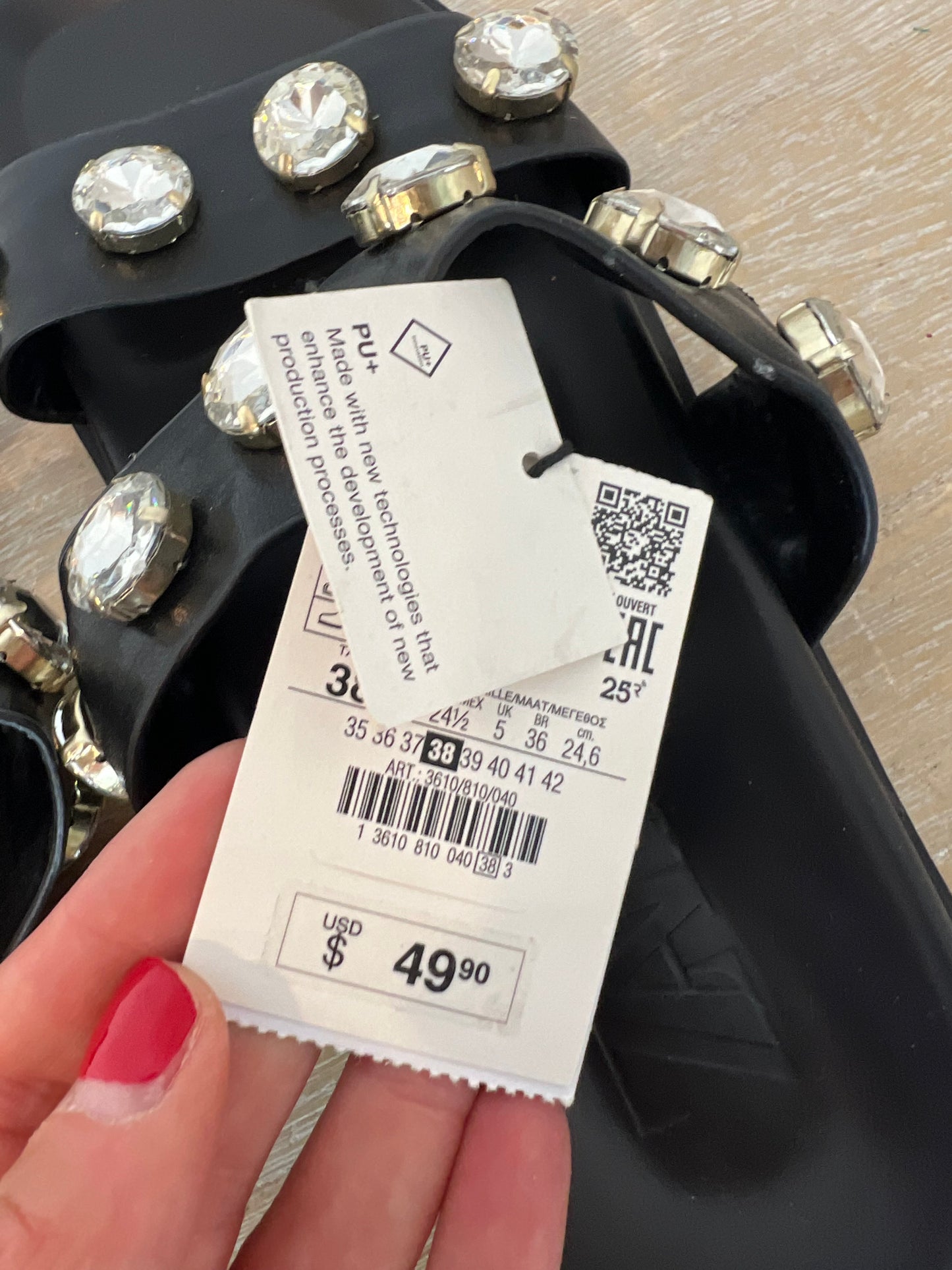 ZARA. Flat sandals with rhinestone straps. Size 38