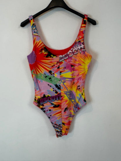 DESIGUAL x MARÍA SCOTE. Top colores halter