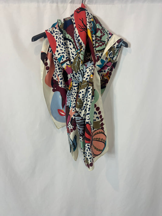 BIMBA Y LOLA. Satin print scarf. YOUR