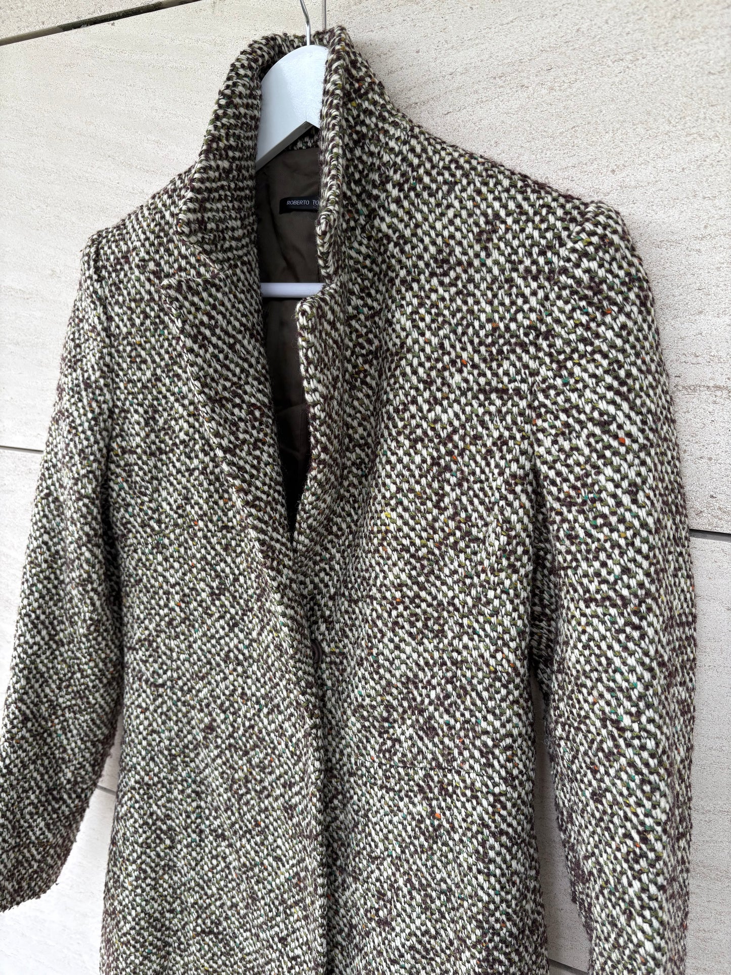 ROBERTO TORRETTA. Abrigo verde jaspeado lana