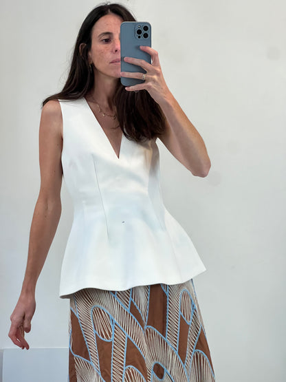 ZARA. Top blanco detalle volante