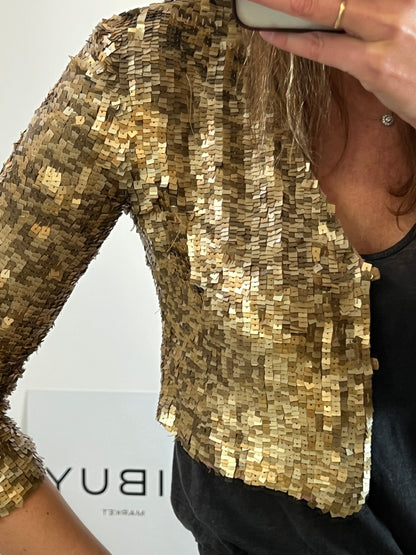 MANGO. Chaqueta corta lentejuelas doradas. T M