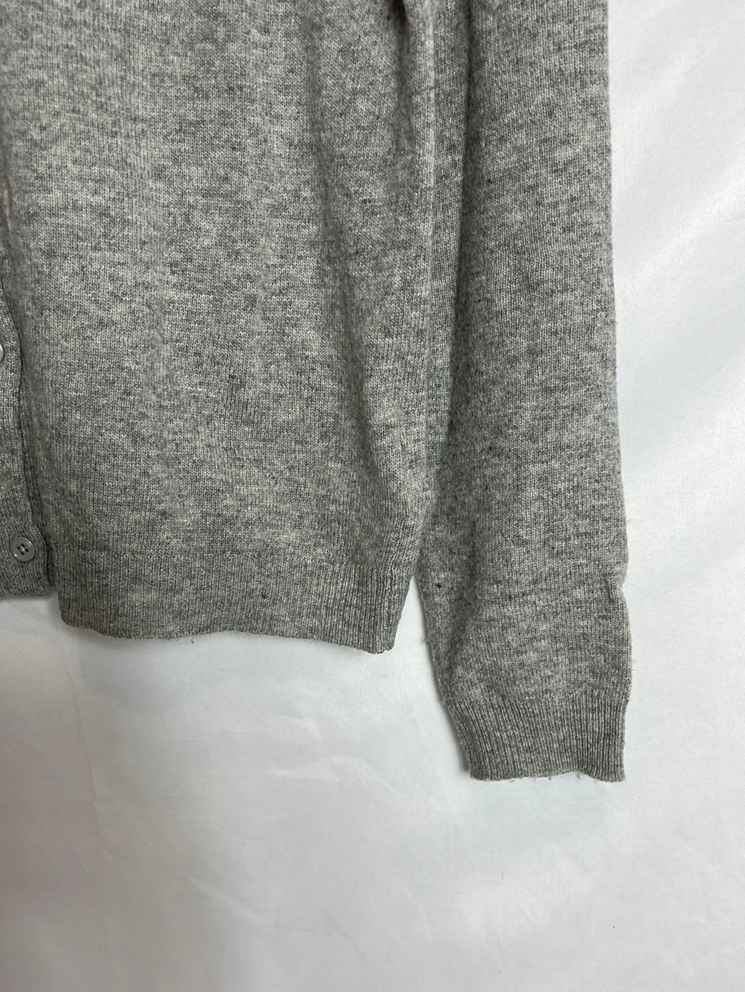 NICE THINGS. Rebeca gris dibujos. T 14 años (S)