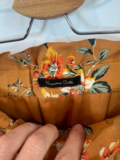 MASSIMO DUTTI. Falda mostaza flores seda T.38