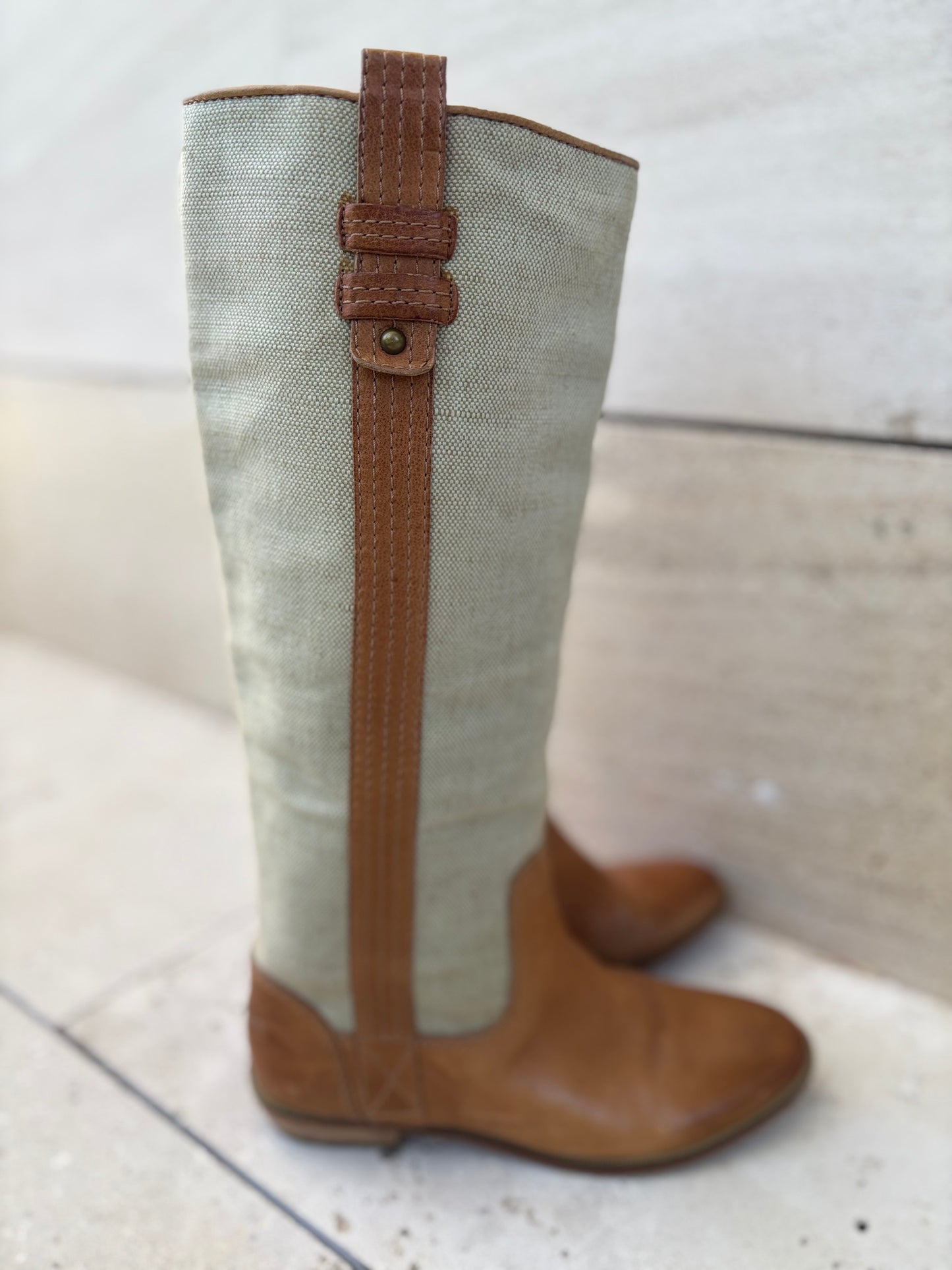 MASSIMO DUTTI. Botas altas doble textura. T 38