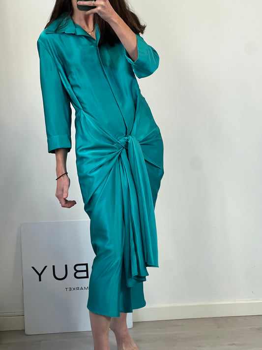 DUYOS. Vestido satinado dos piezas