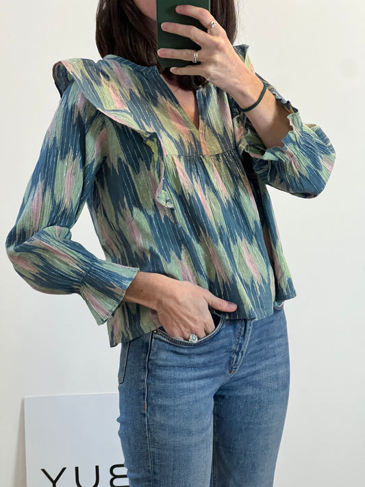 NÍCOLI. Blusa estampada hilos