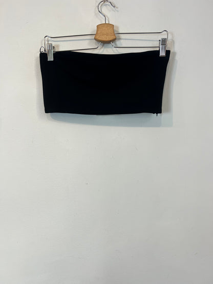 ZARA. croptop negro canalé