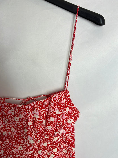 ZARA. Vestido midi rojo flores. T M