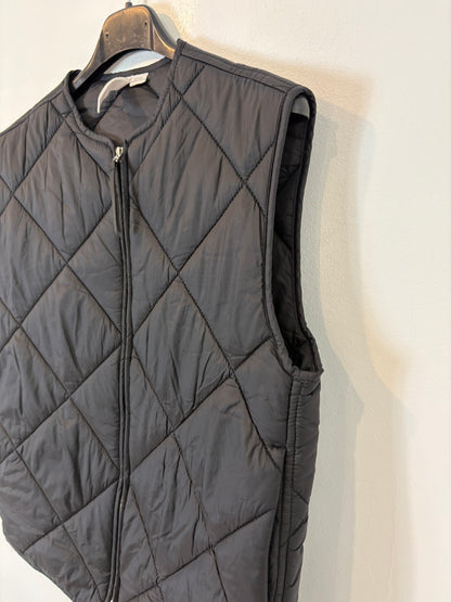 MANGO. Chaleco acolchado negro. T XS