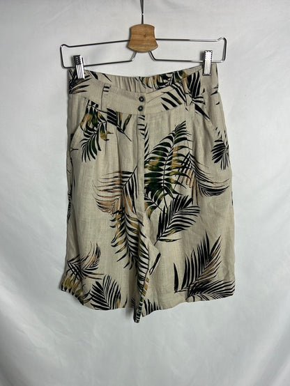 OBJECT. Beige leaf print Bermuda shorts. T 36