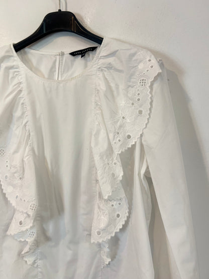 TARA JARMON. Blusa blanca volantes  T.42 (m)
