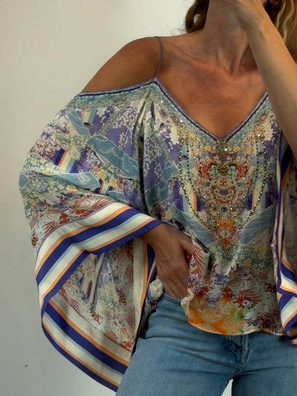 CAMILLA. Top seda estampado y pedrería