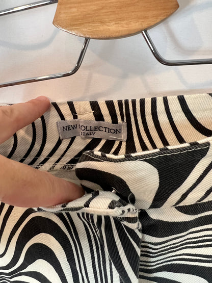 OTHERS. Two-tone geometric print culottes. TS