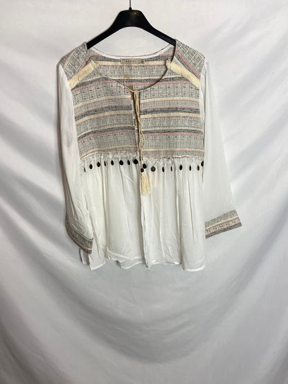 ANANY. Sobre camisa detalle ético. T.M/L