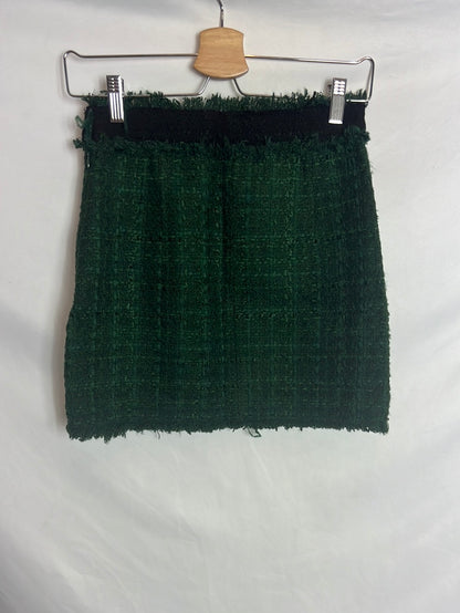 ZARA. Falda verde tweed. T XS